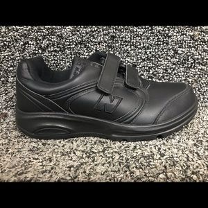 New Balance WB 812VK